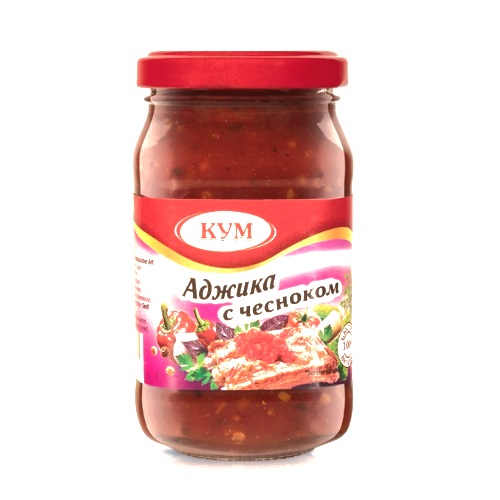 detail Adžika s cesnakom 212g Kum